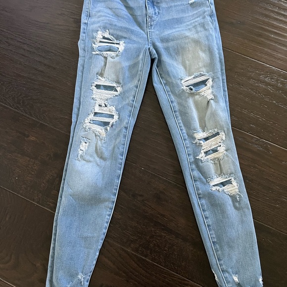 AE American Eagle Next Level Ripped Jean High-Waisted Destroyed Size 0 Short - Picture 7 of 16